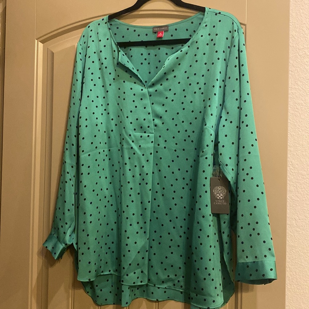 Vince Camuto 2x top